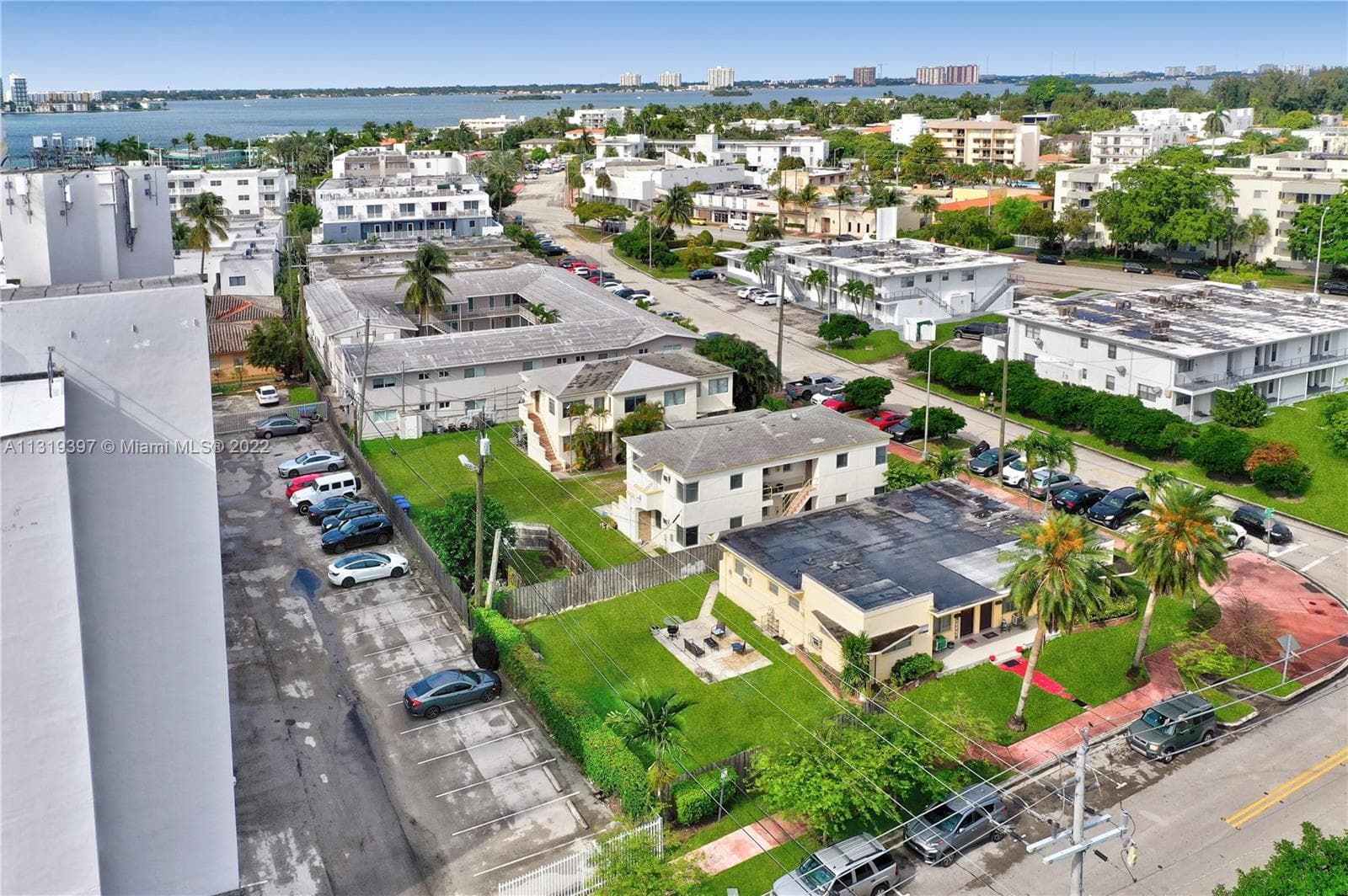 A11319397 — Miami Beach — 9