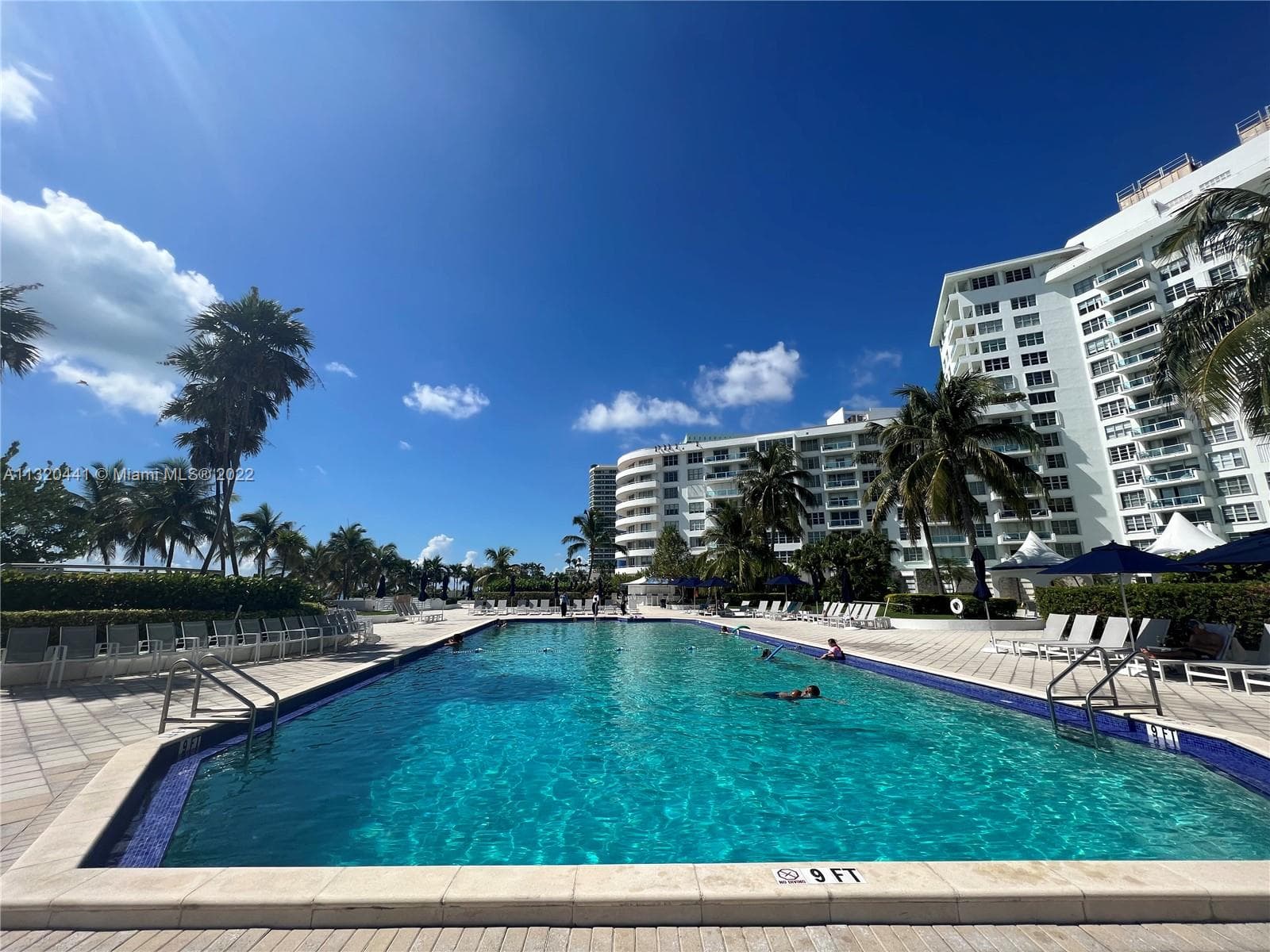A11320441 — Miami Beach — 30