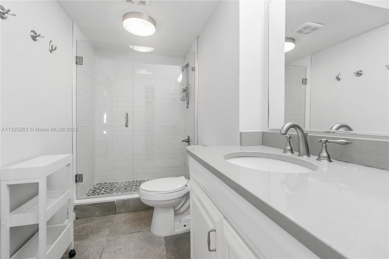 A11325263 — Miami Beach — 10