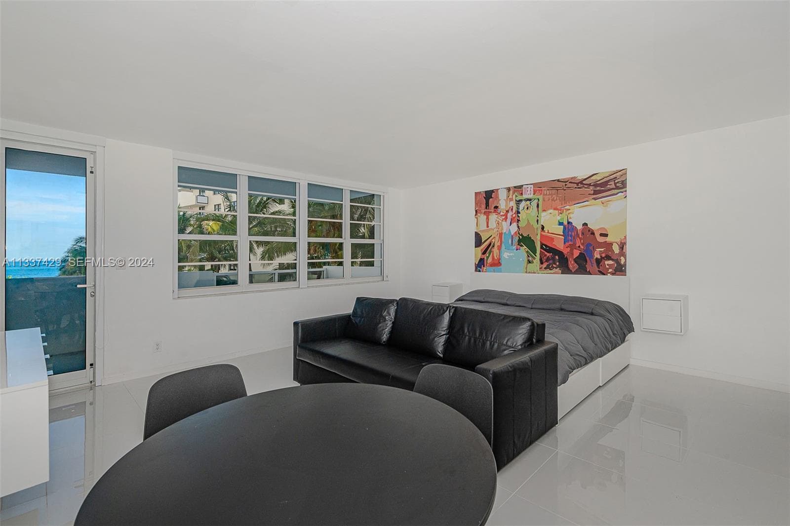 A11337429 — Miami Beach — 2