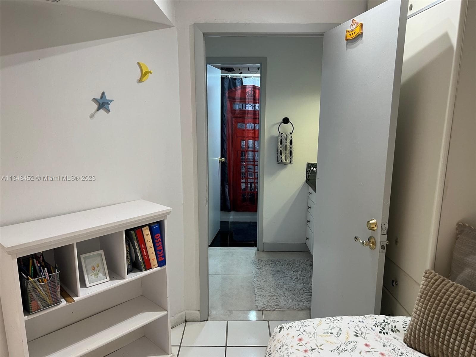 A11348452 — Miami Beach — 32