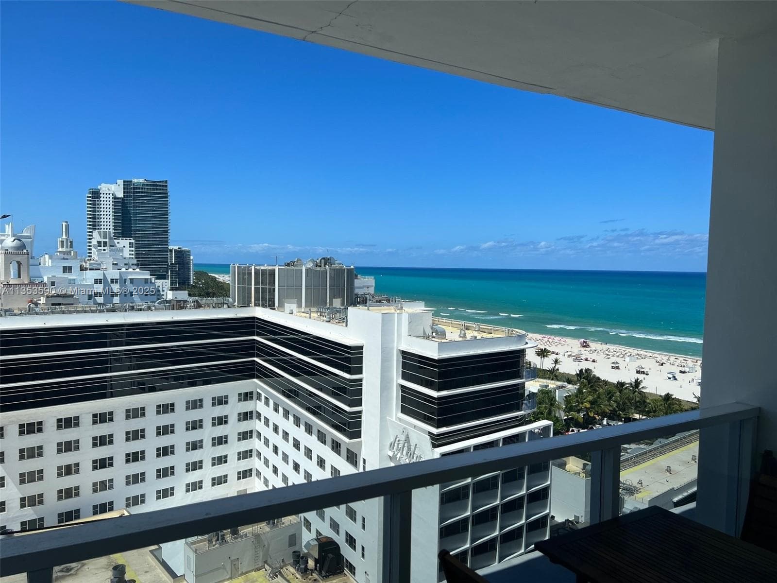 A11353590 — Miami Beach — 43