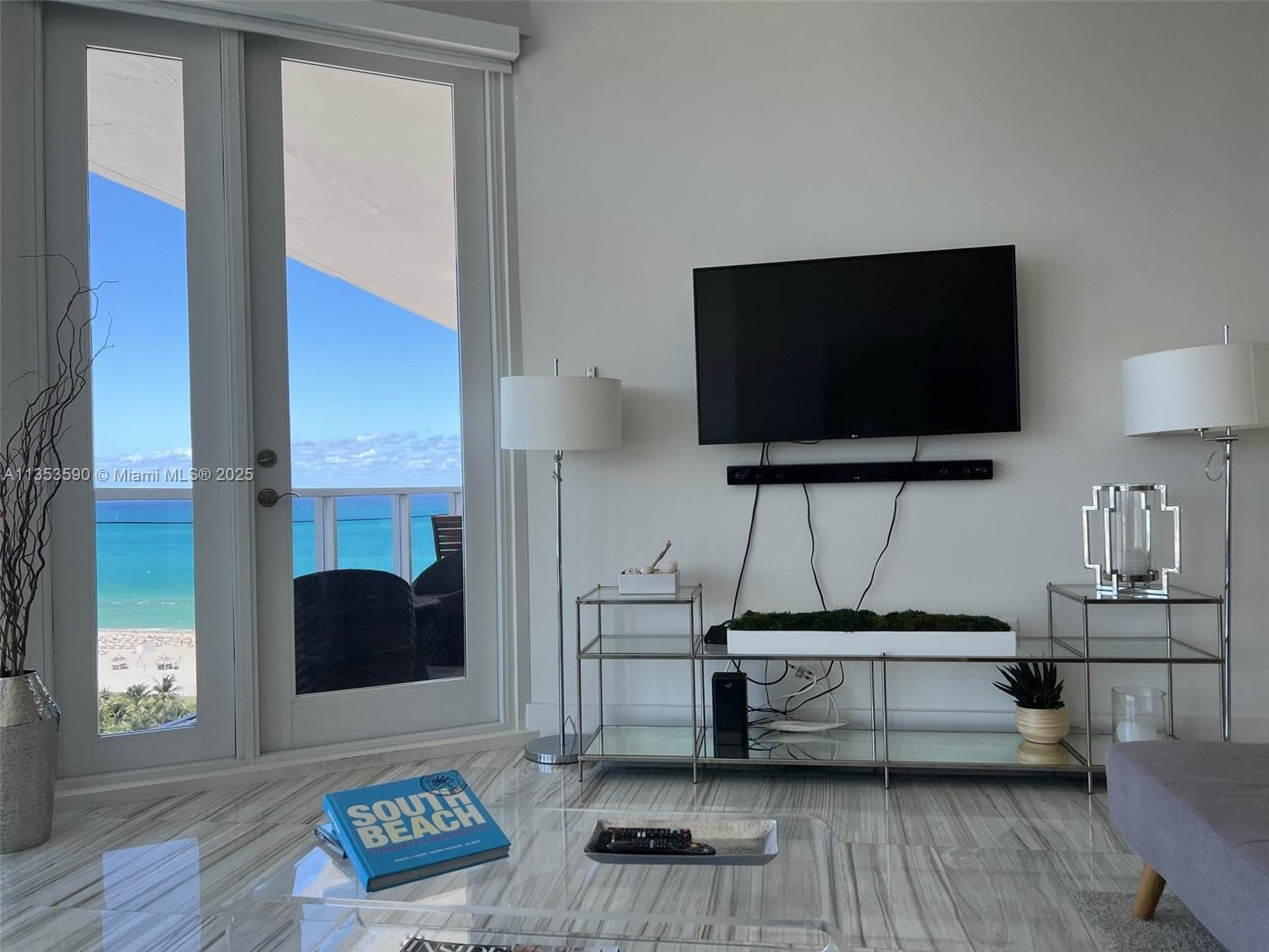 A11353590 — Miami Beach — 7