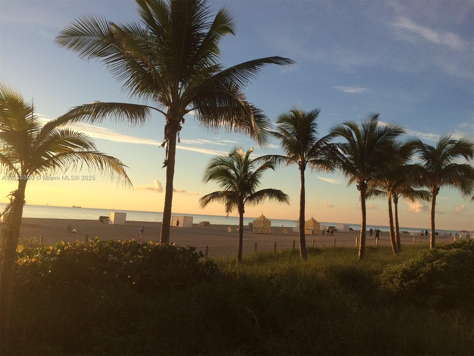 A11353590 — Miami Beach — 80