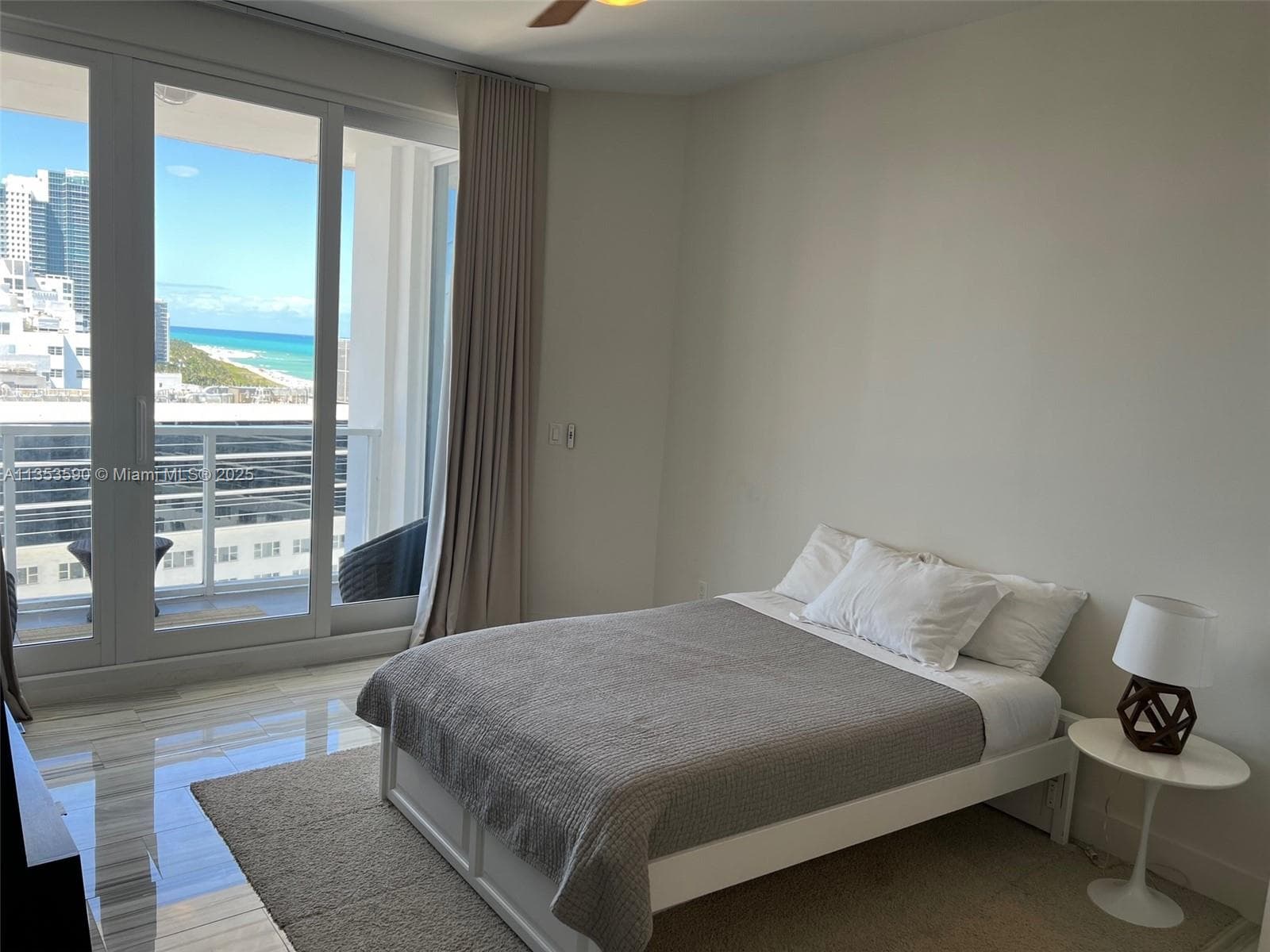 A11353590 — Miami Beach — 33