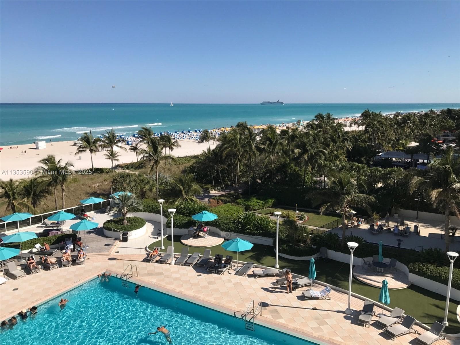 A11353590 — Miami Beach — 70