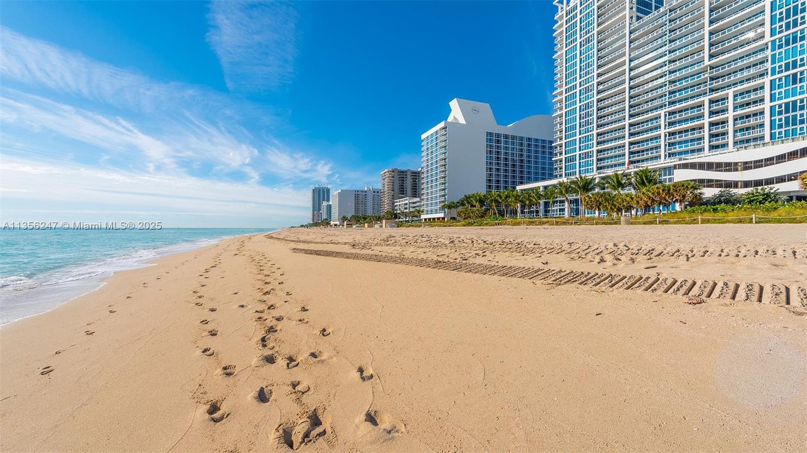 A11356247 — Miami Beach — 37