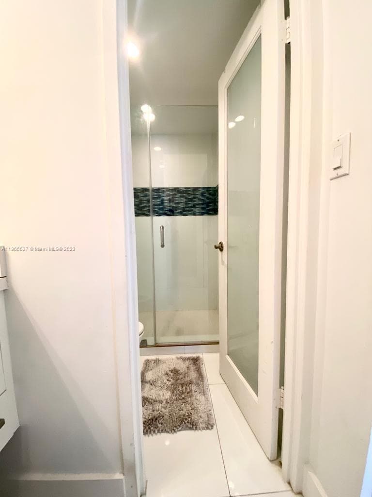 A11365537 — Miami Beach — 5