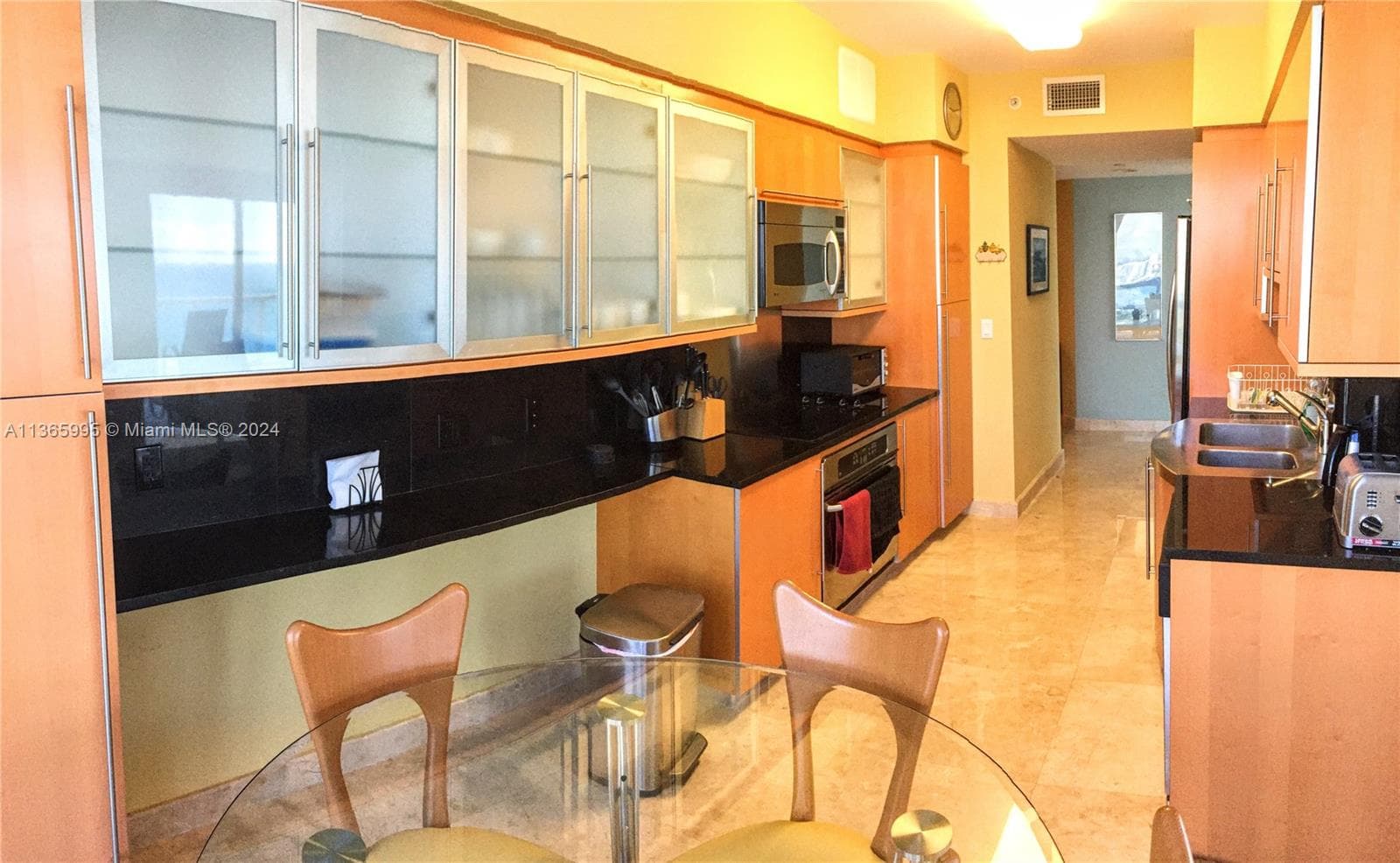 A11365995 — Miami Beach — 5