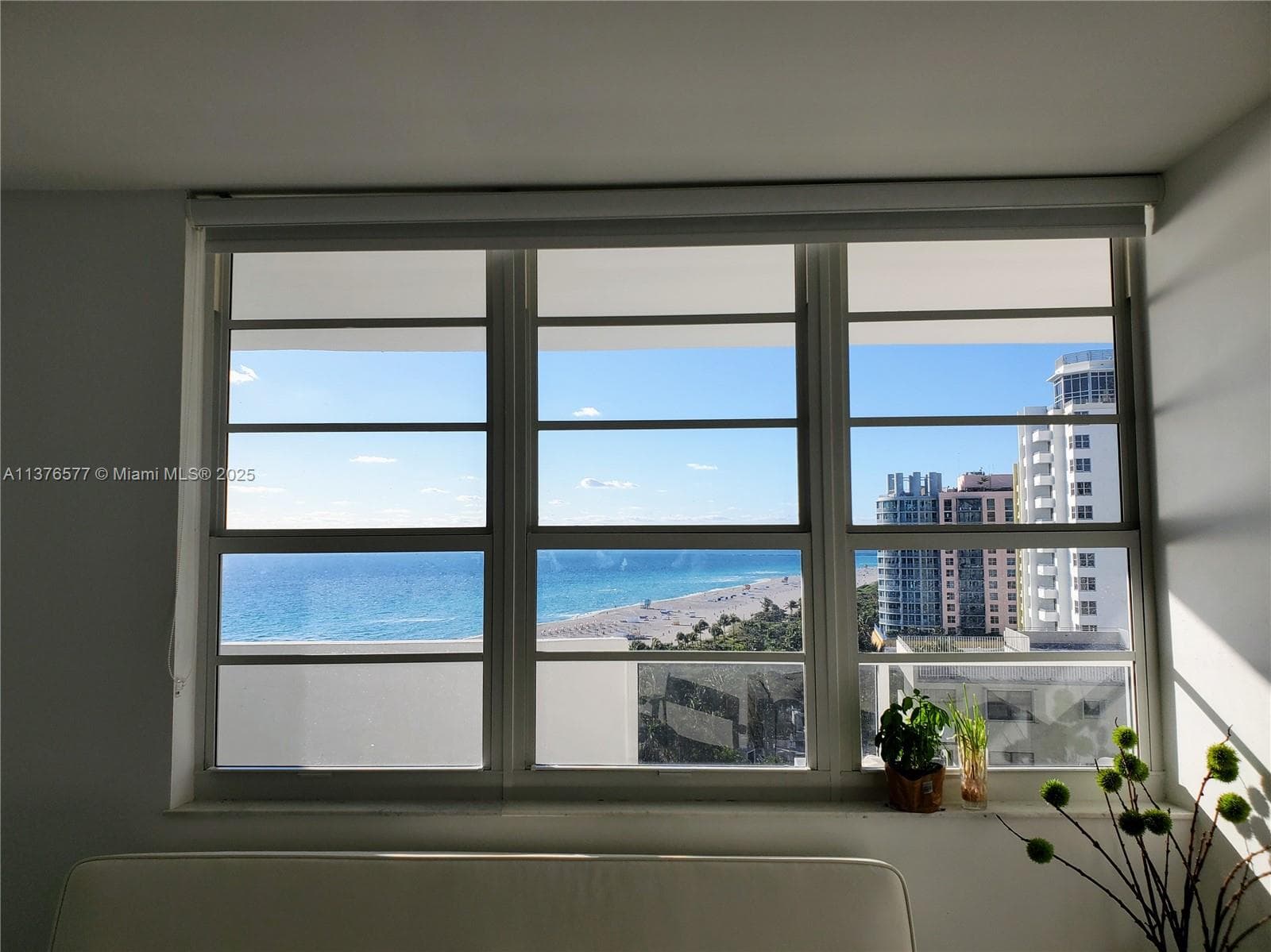 A11376577 — Miami Beach — 12