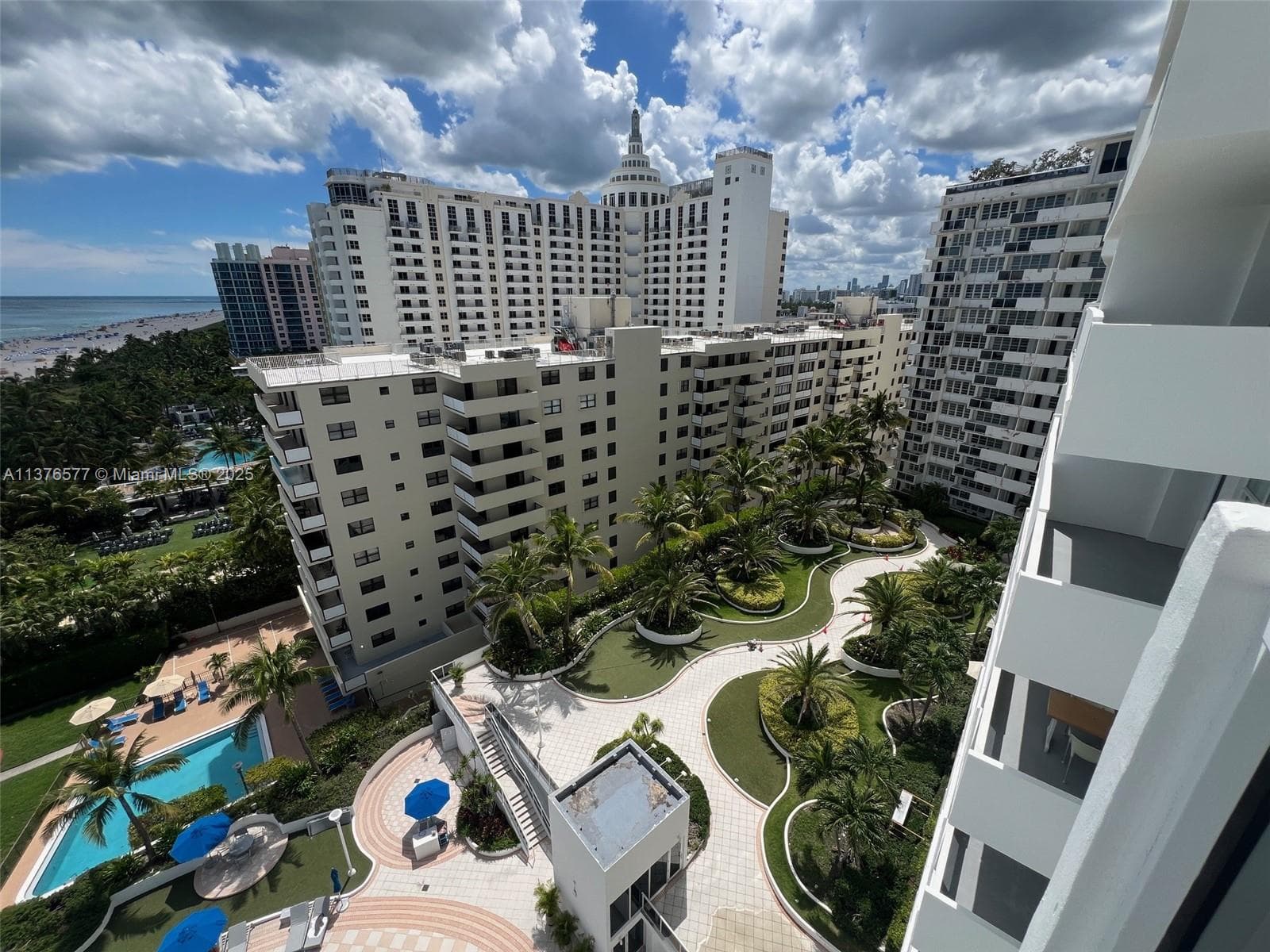 A11376577 — Miami Beach — 68