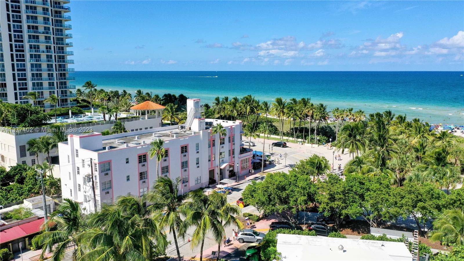 A11377402 — Miami Beach