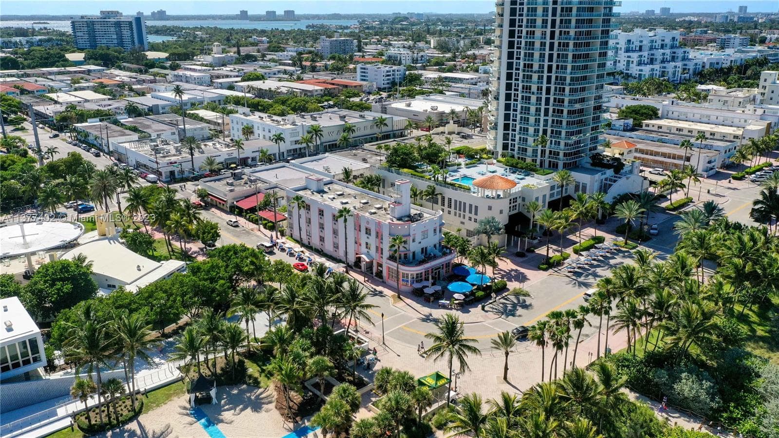 A11377402 — Miami Beach — 21