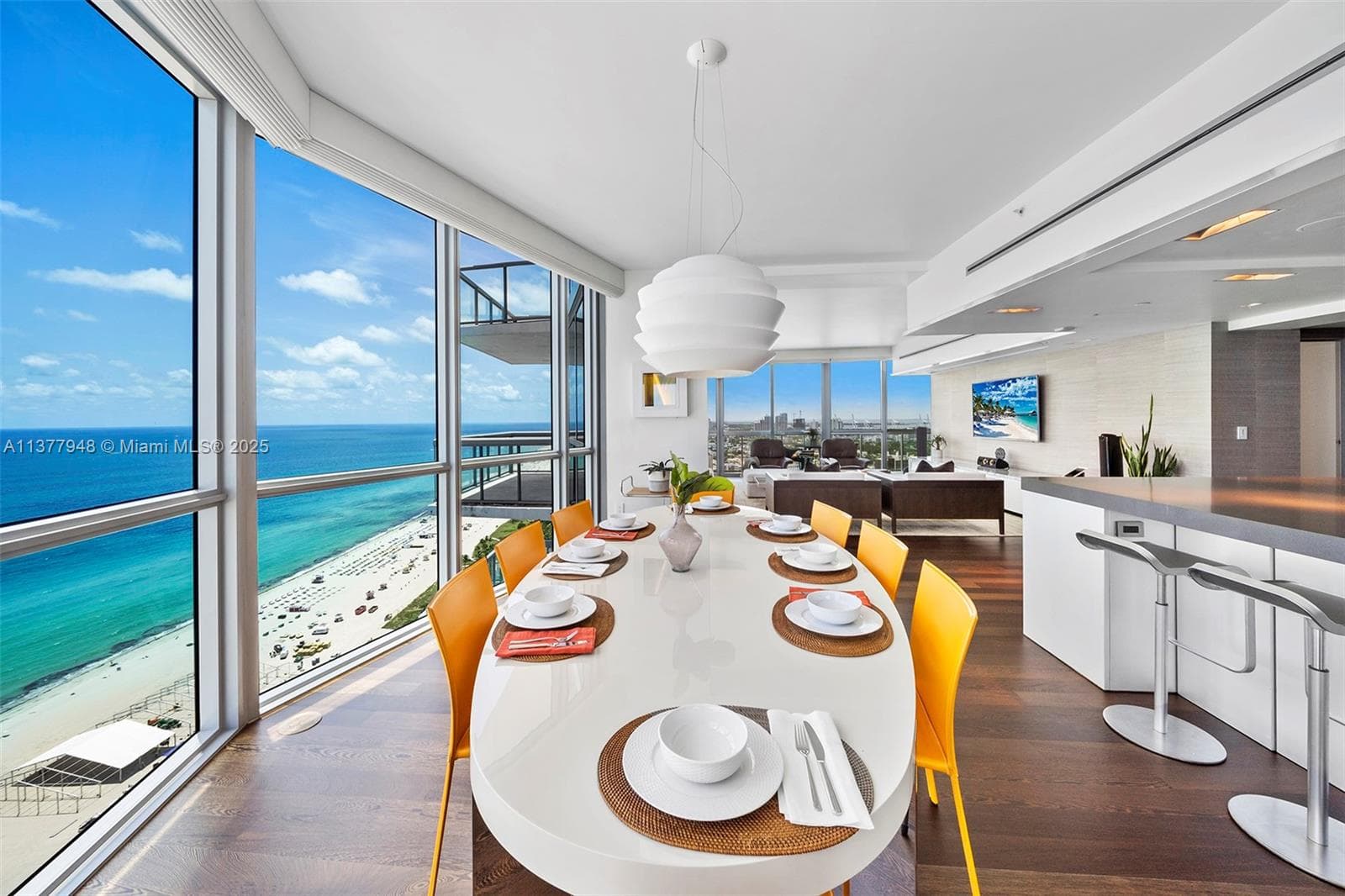 A11377948 — Miami Beach — 19