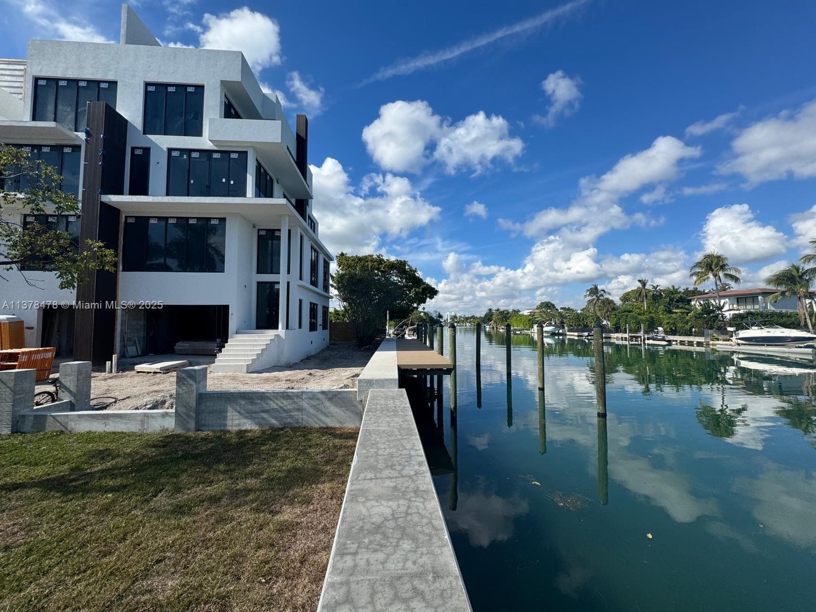 A11378478 — Miami Beach — 5