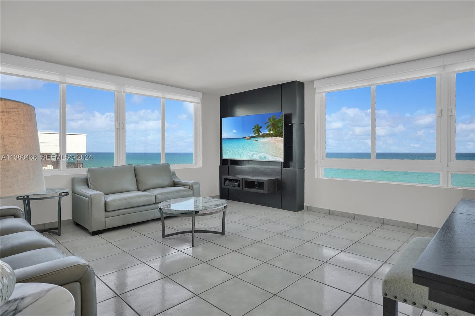 A11383438 — Miami Beach — 17