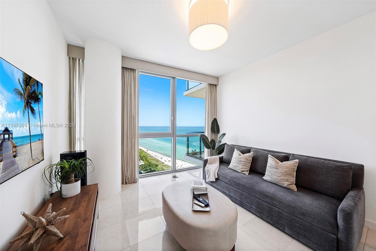 A11385305 — Miami Beach — 23