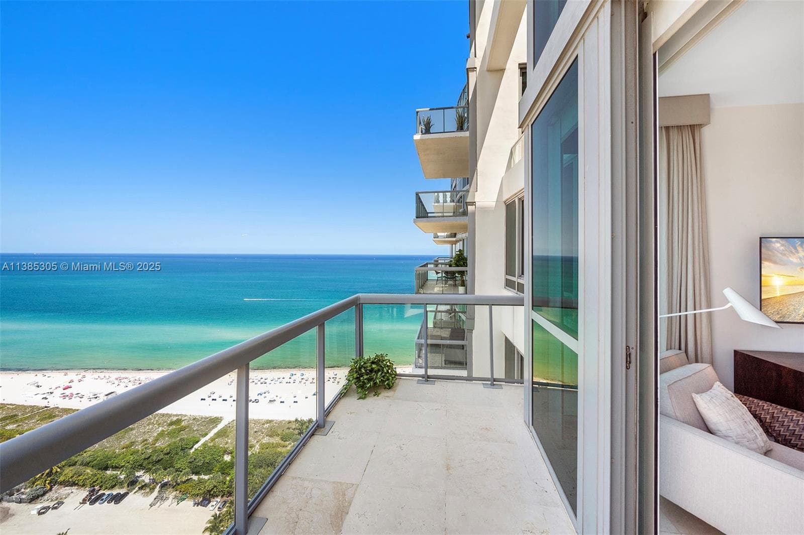 A11385305 — Miami Beach — 36