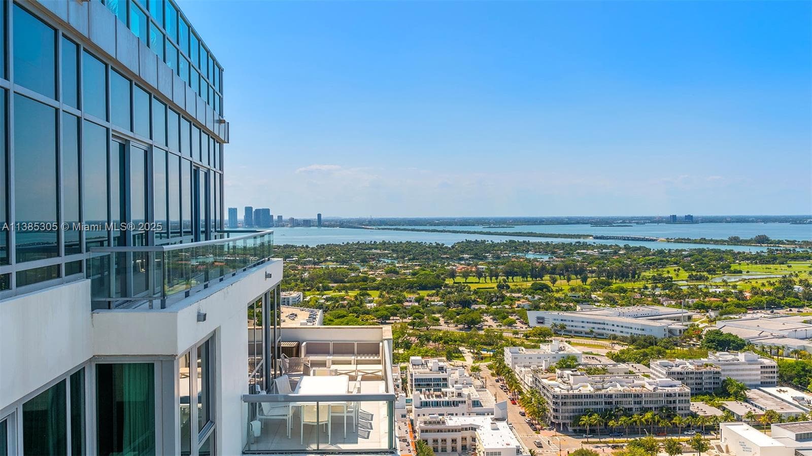 A11385305 — Miami Beach — 38