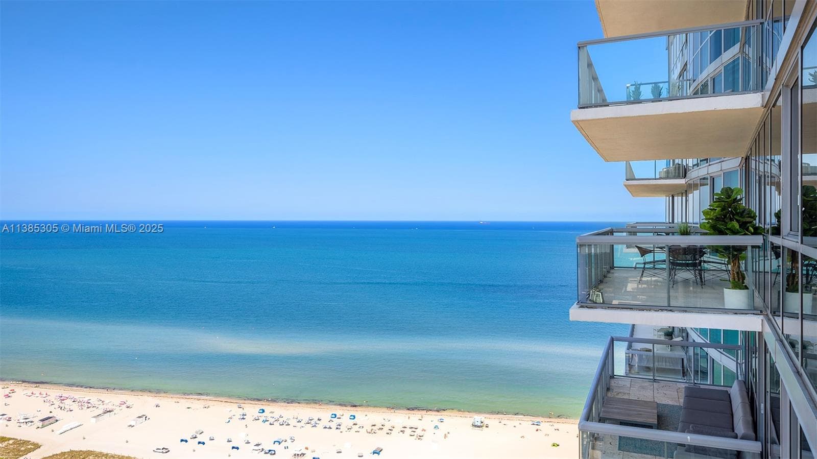 A11385305 — Miami Beach — 39