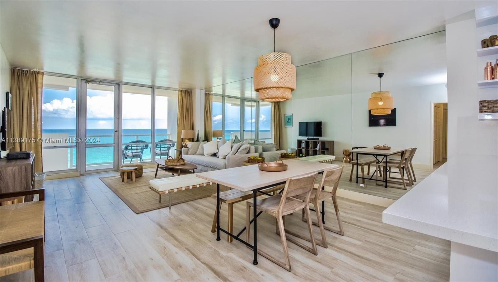 A11389175 — Miami Beach — 2