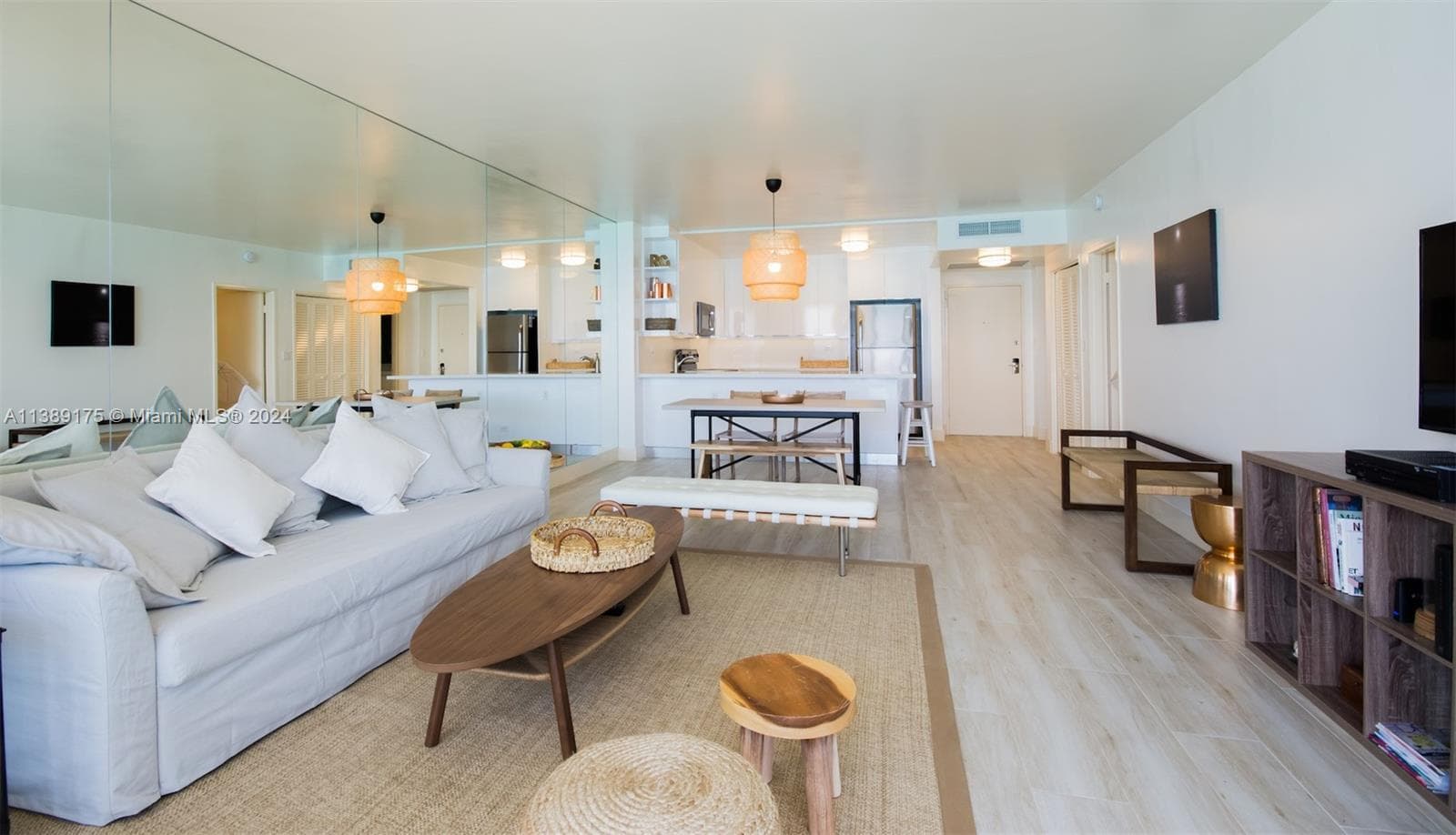 A11389175 — Miami Beach — 5