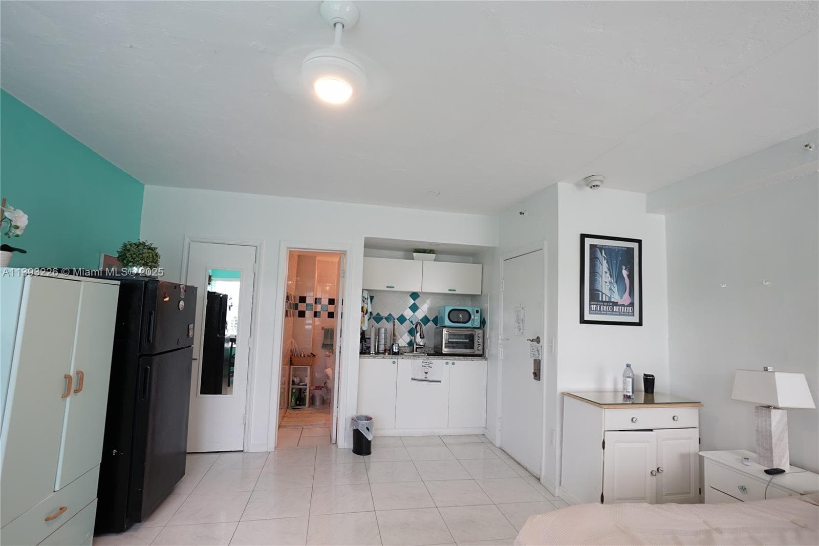 A11393226 — Miami Beach — 16