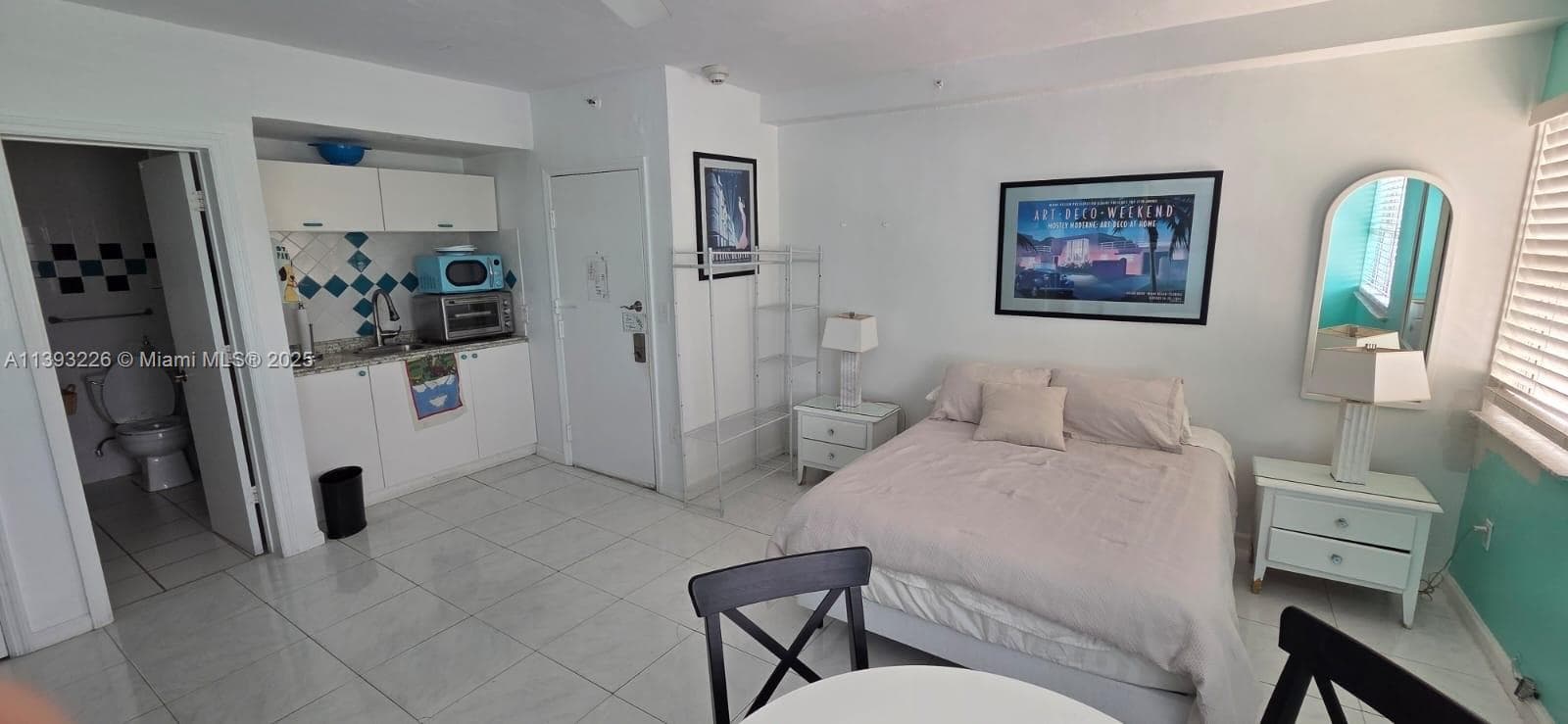 A11393226 — Miami Beach — 26