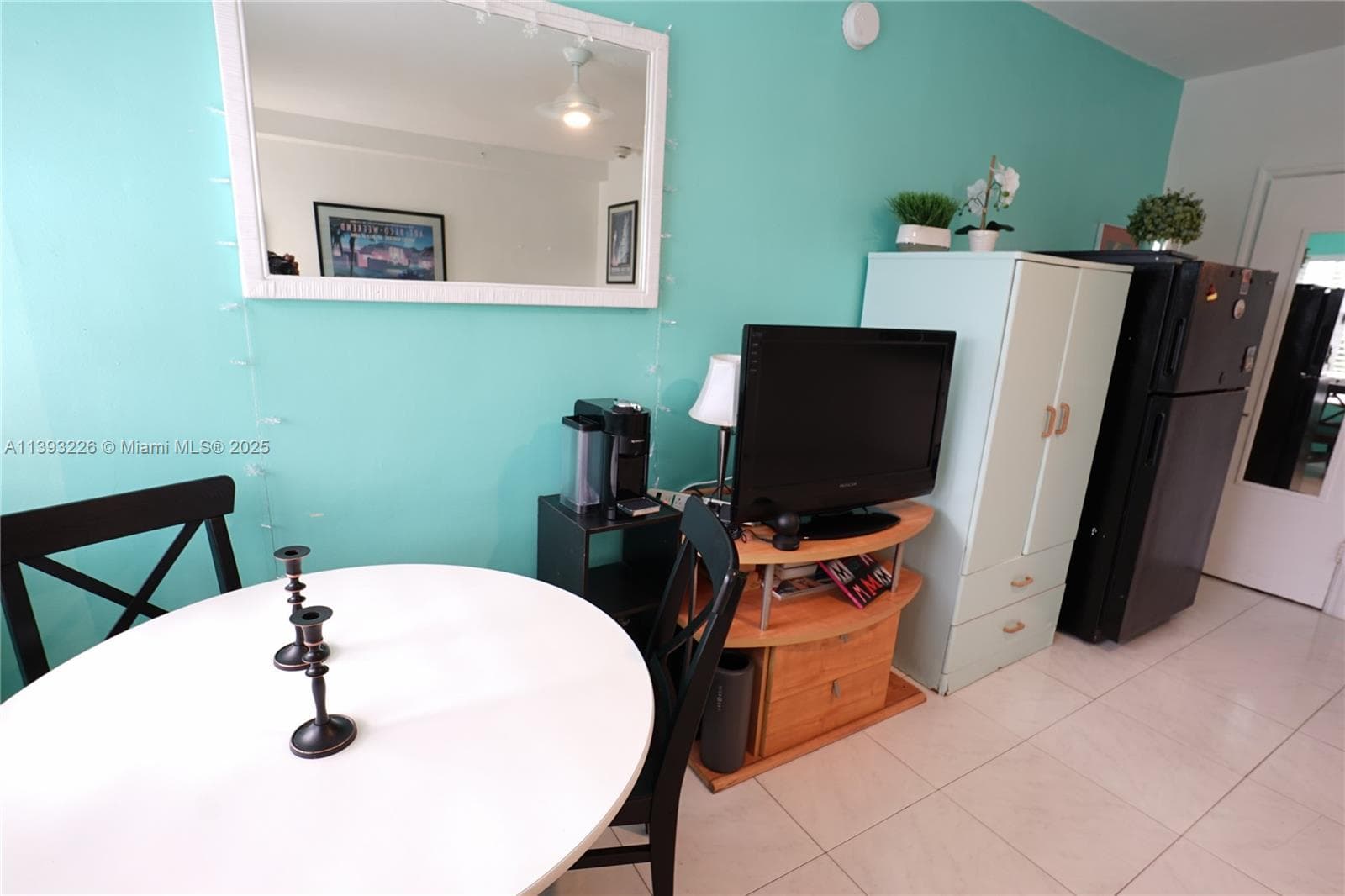 A11393226 — Miami Beach — 15
