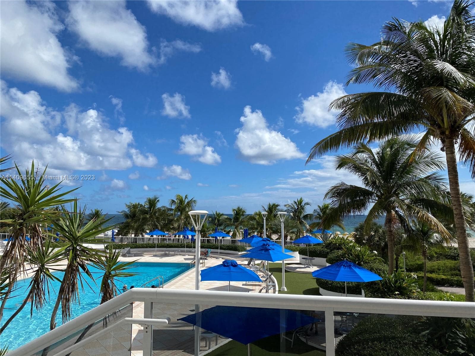 A11409655 — Miami Beach — 2