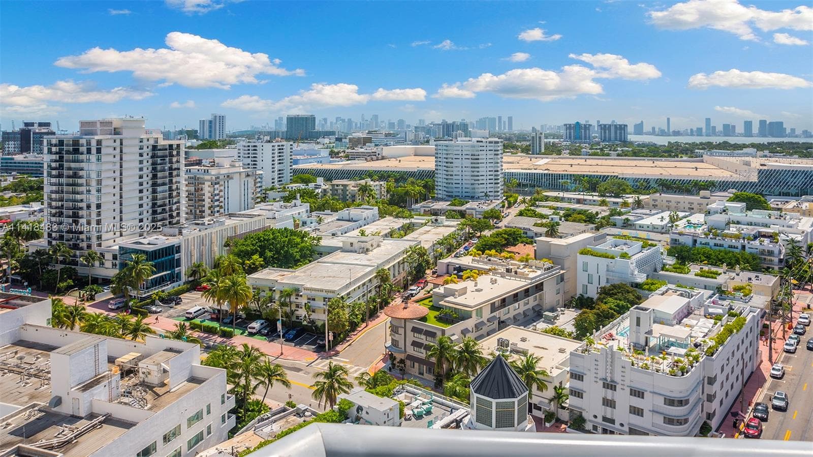 A11418483 — Miami Beach — 47