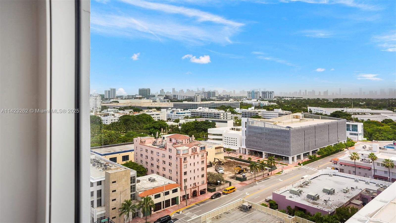 A11423262 — Miami Beach — 10