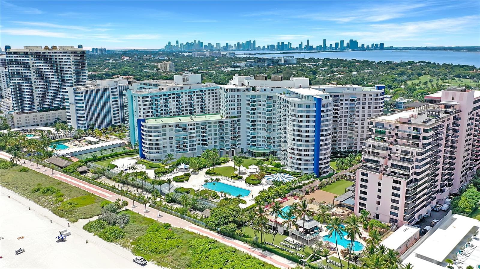 A11427969 — Miami Beach