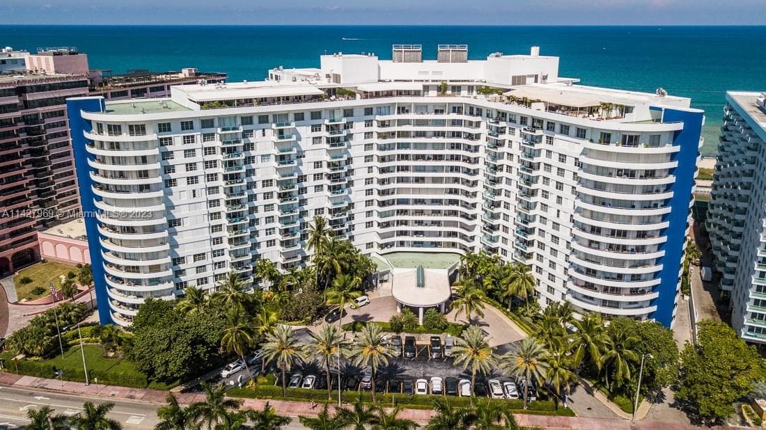 A11427969 — Miami Beach — 28