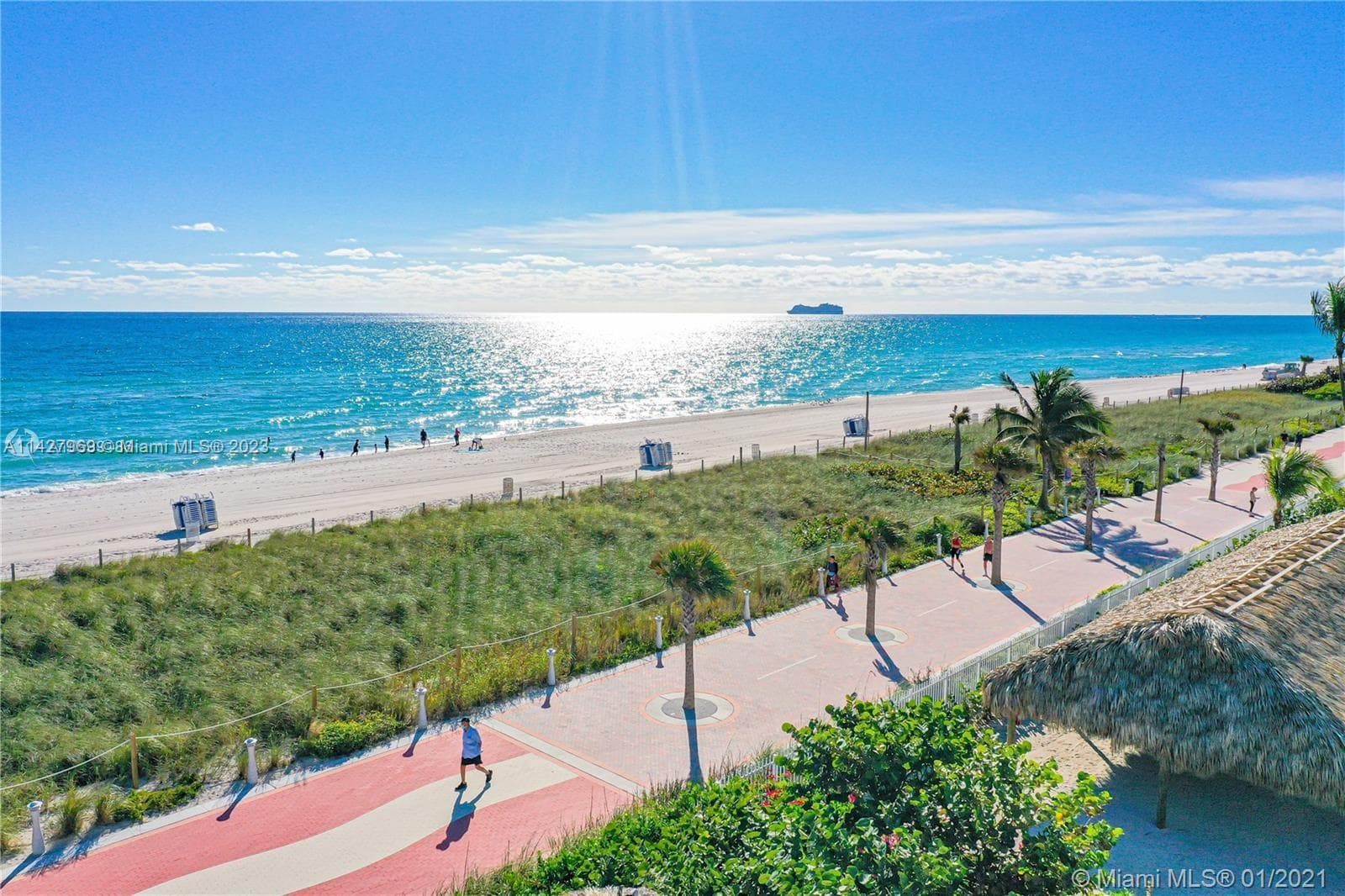 A11427969 — Miami Beach — 41