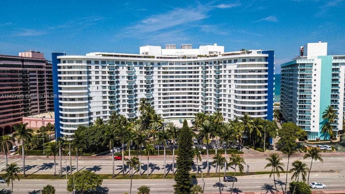A11427969 — Miami Beach — 25