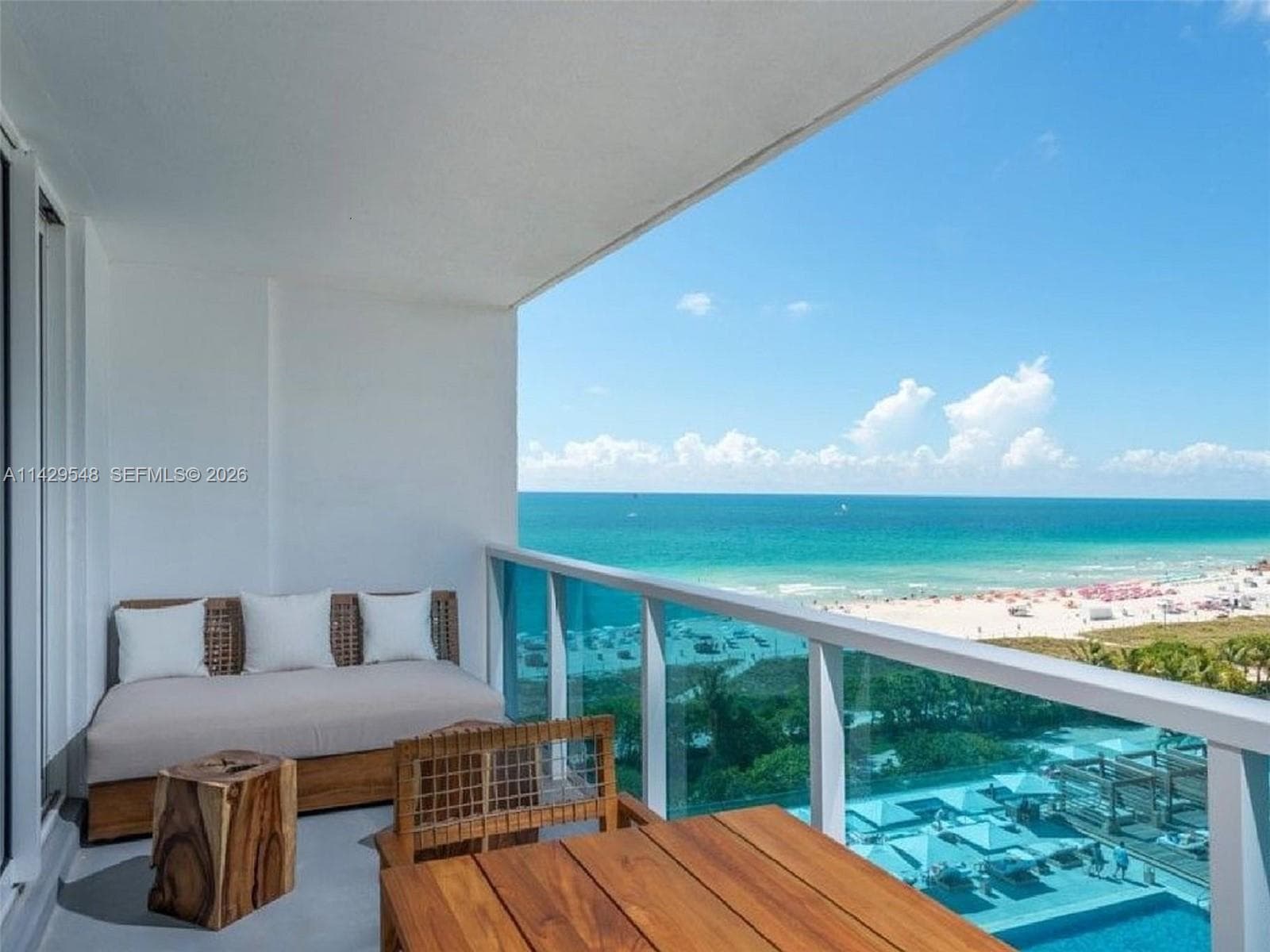 A11429548 — Miami Beach — 4