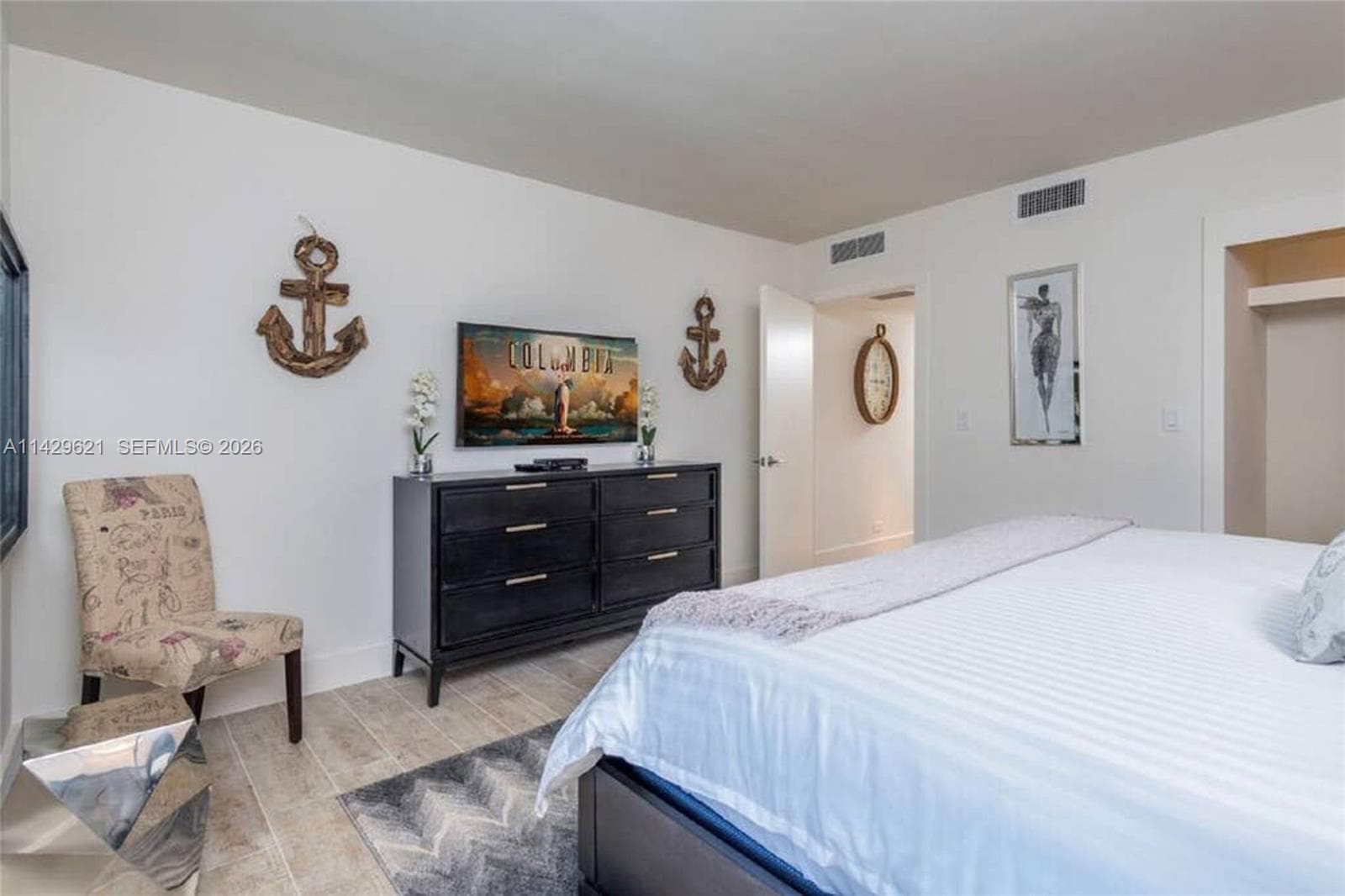 A11429621 — Miami Beach — 20