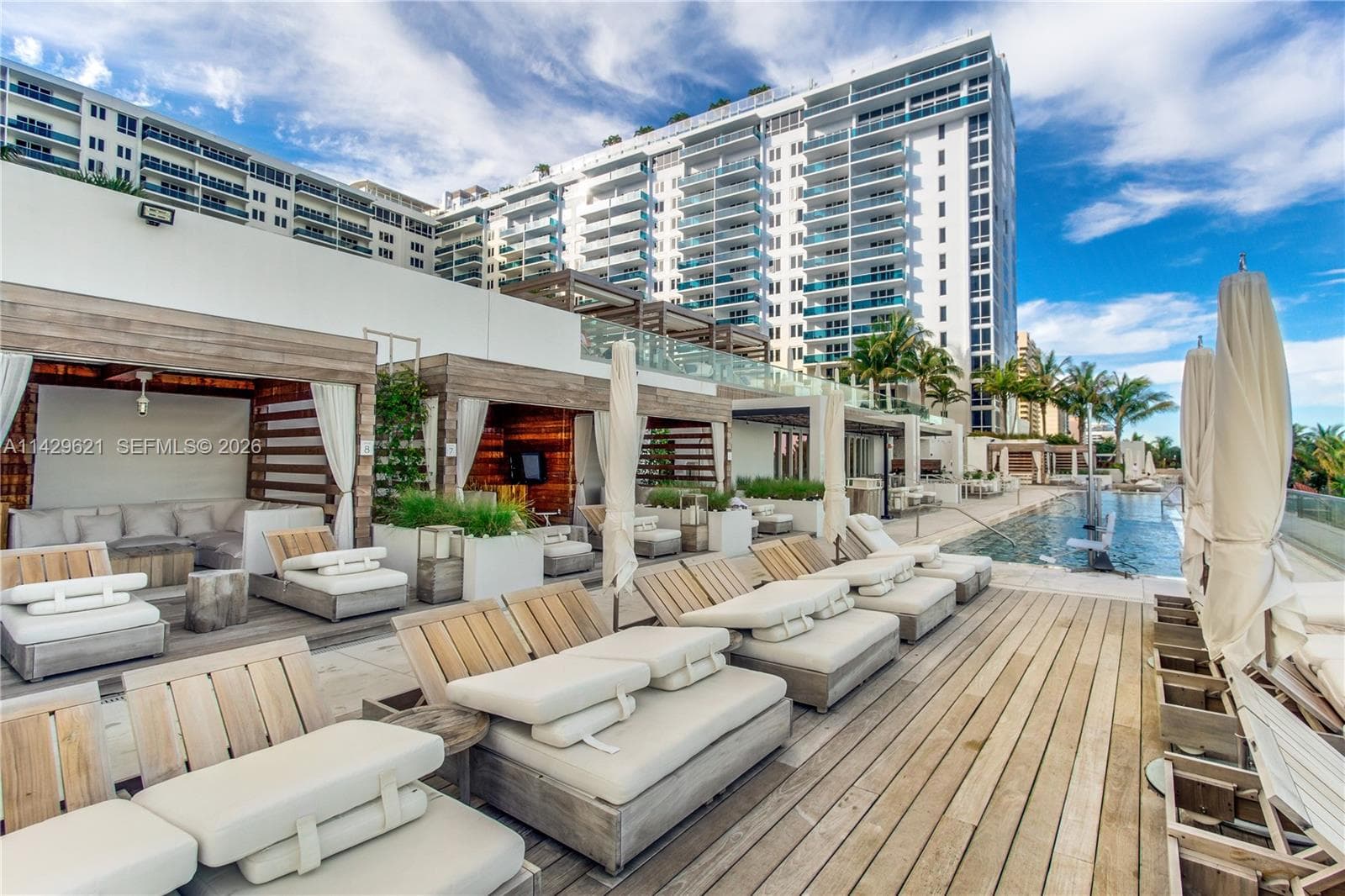 A11429621 — Miami Beach — 4