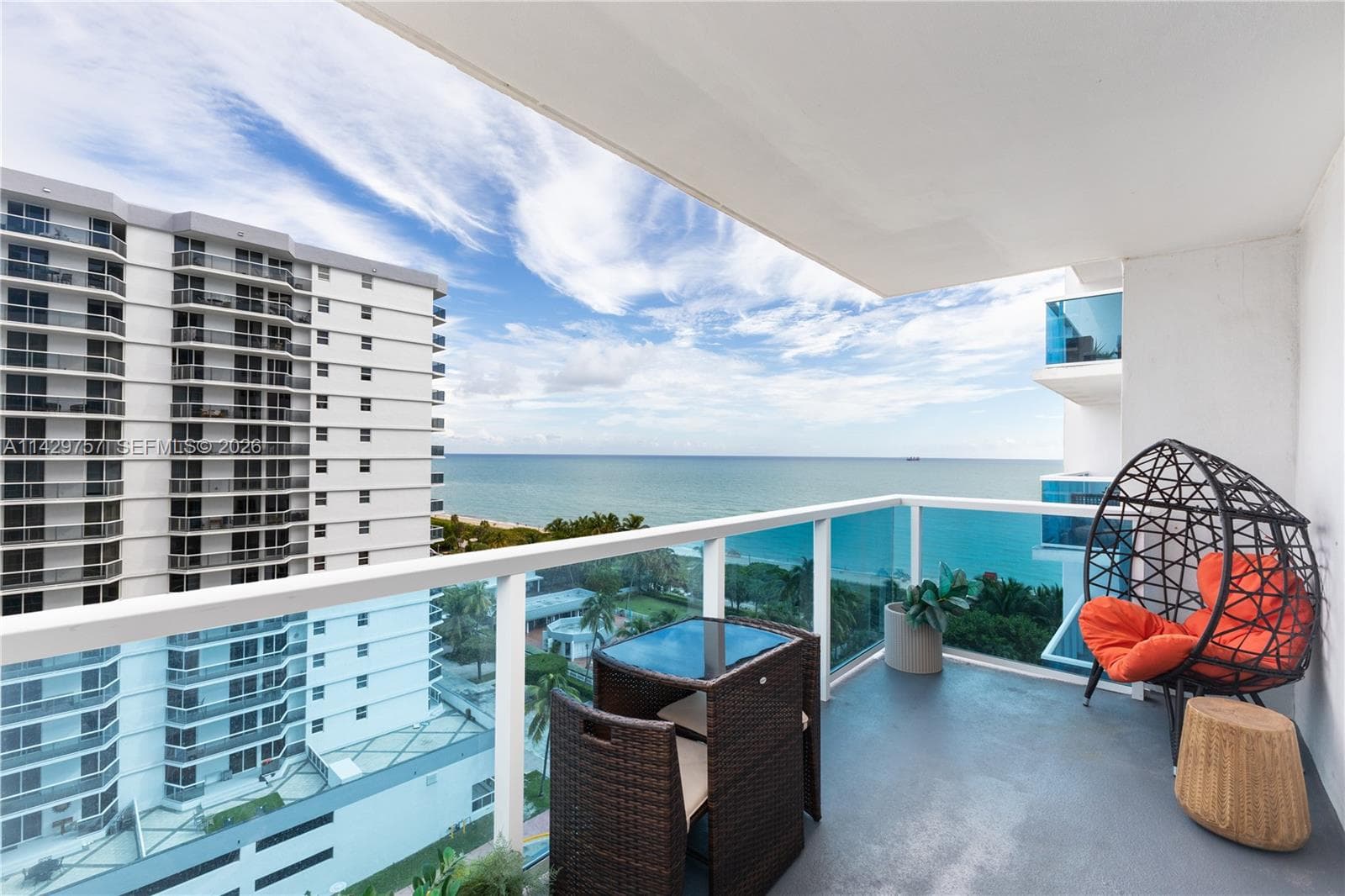 A11429757 — Miami Beach — 36