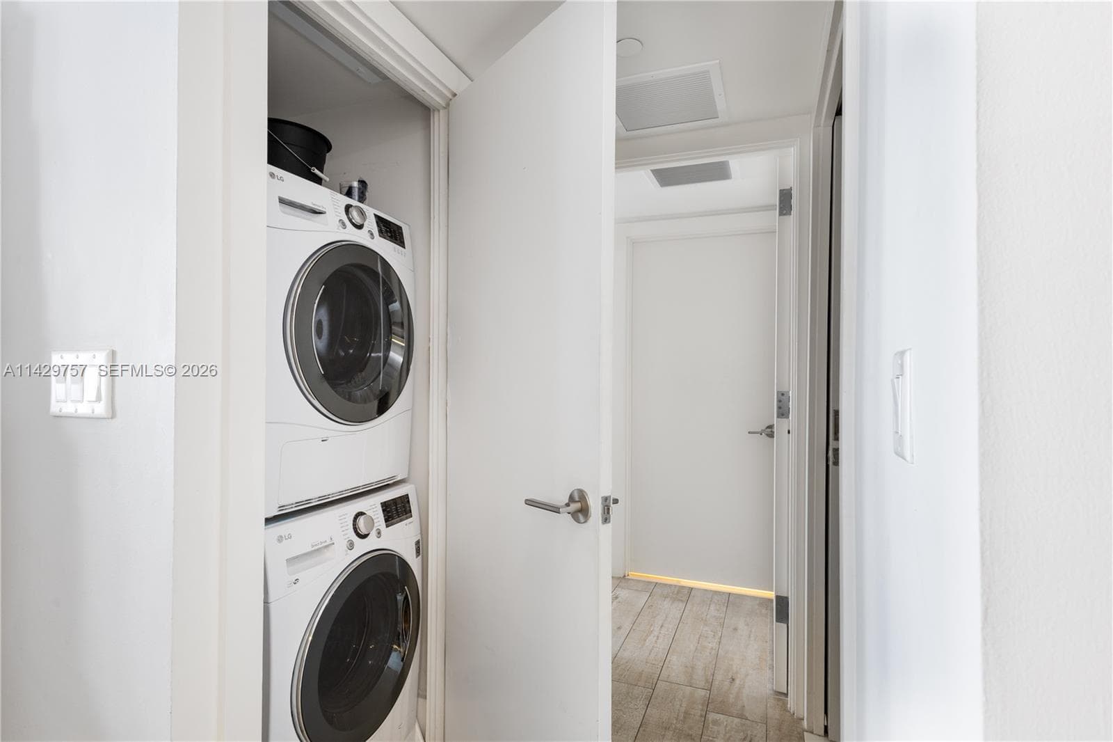 A11429757 — Miami Beach — 28