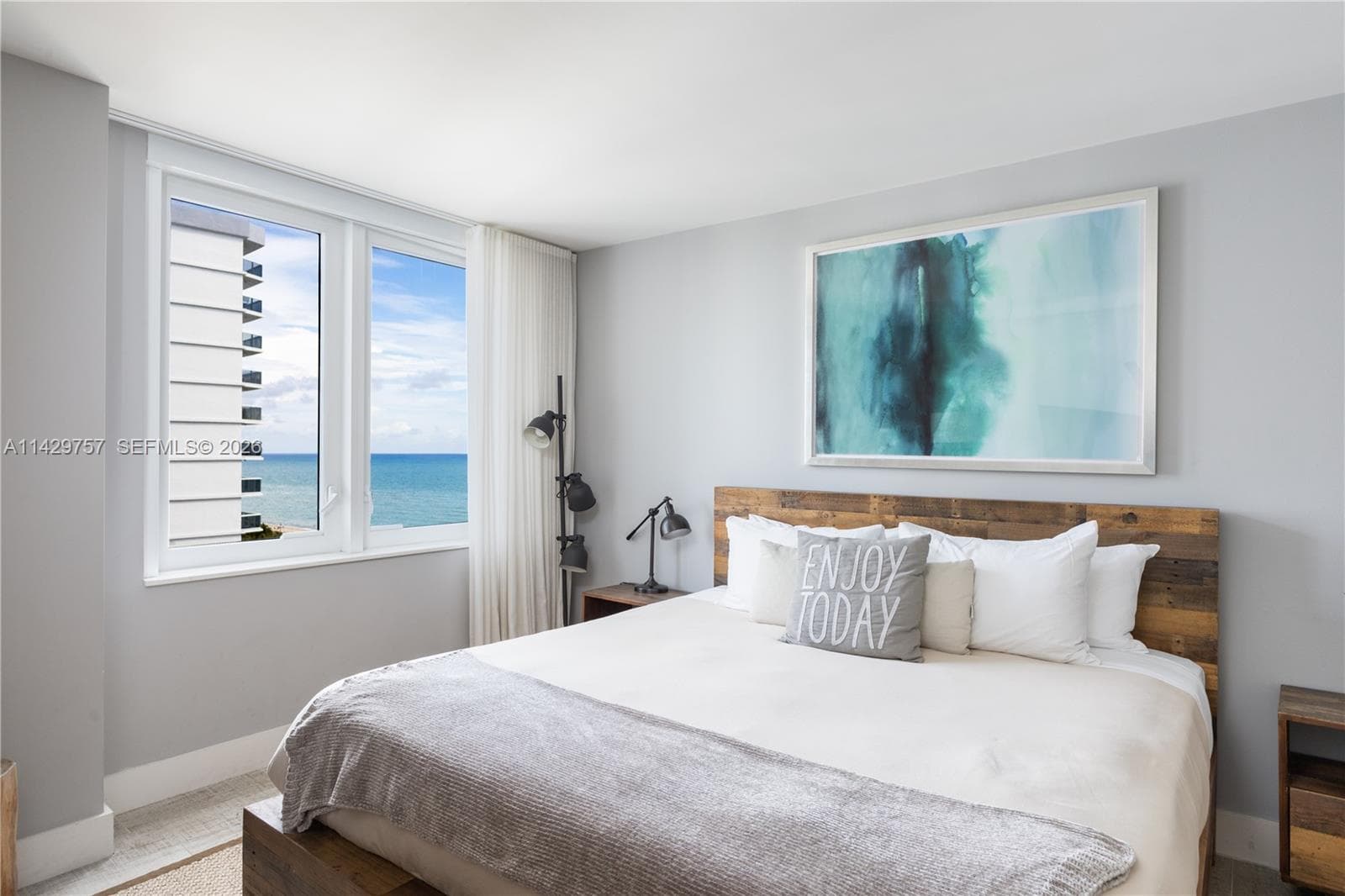 A11429757 — Miami Beach — 31