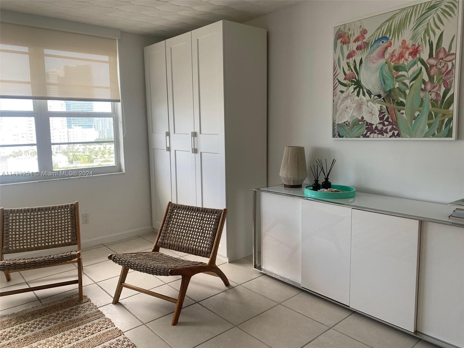 A11433254 — Miami Beach — 12