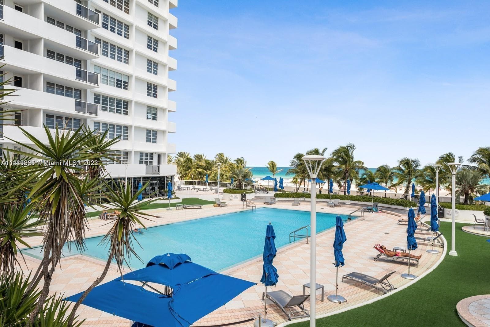 A11434224 — Miami Beach — 2