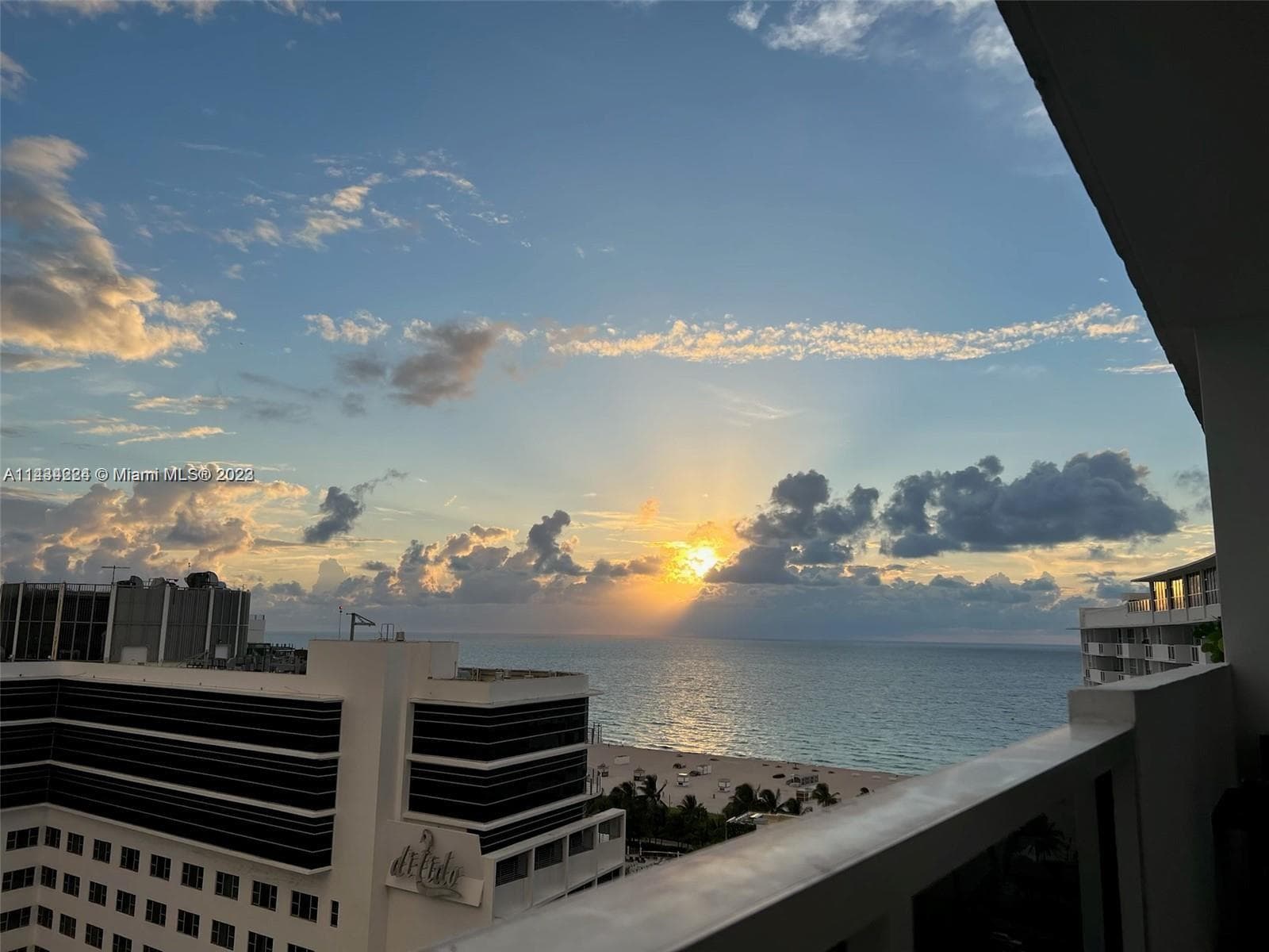 A11434224 — Miami Beach — 4