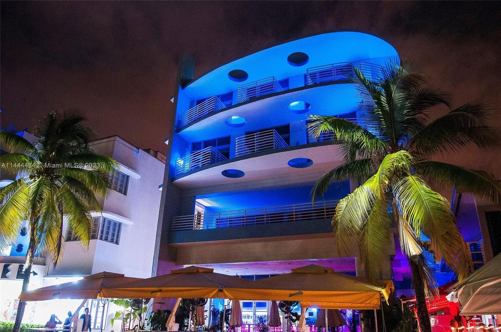 A11444484 — Miami Beach — 2