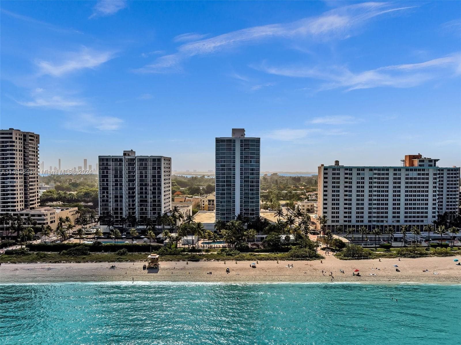 A11454643 — Miami Beach — 35