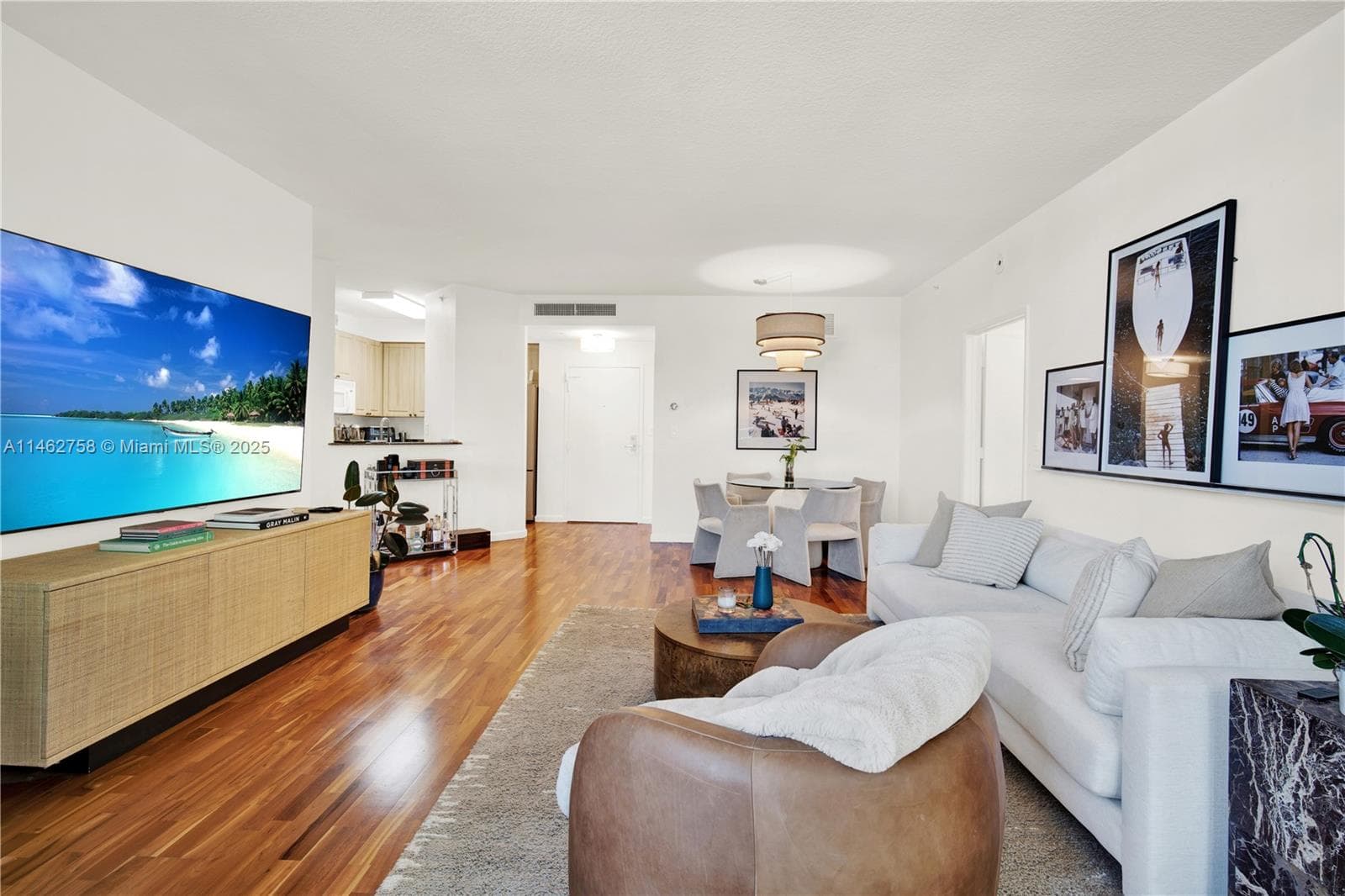 A11462758 — Miami Beach — 16