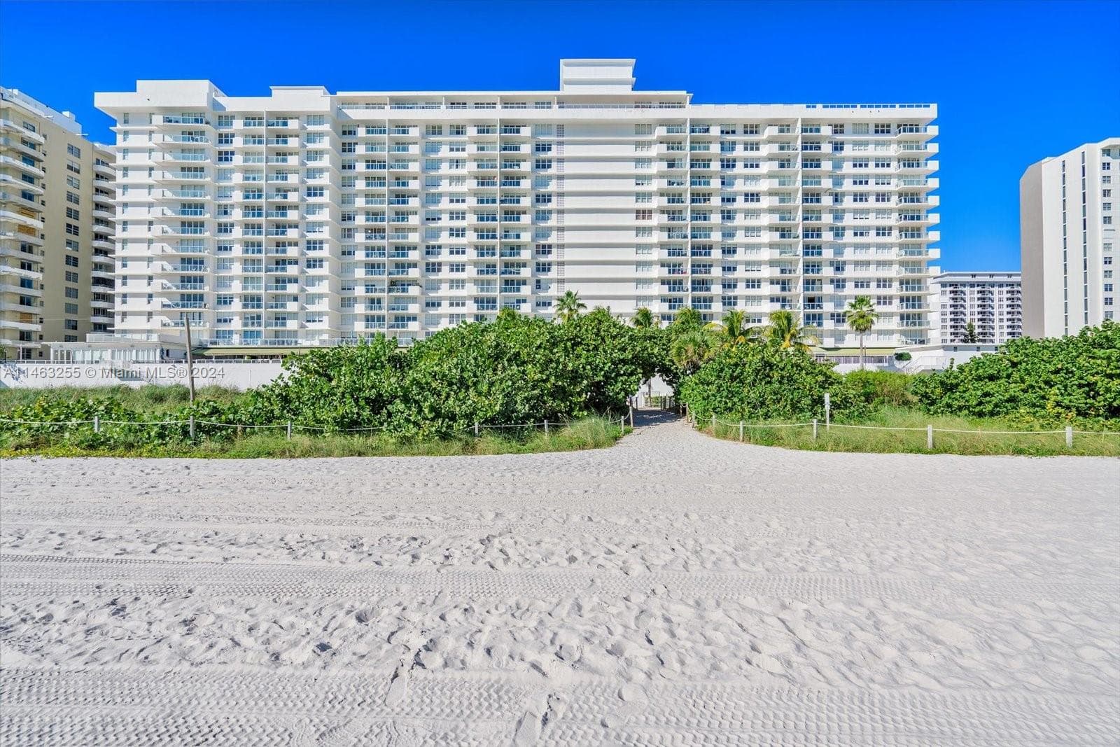 A11463255 — Miami Beach — 6