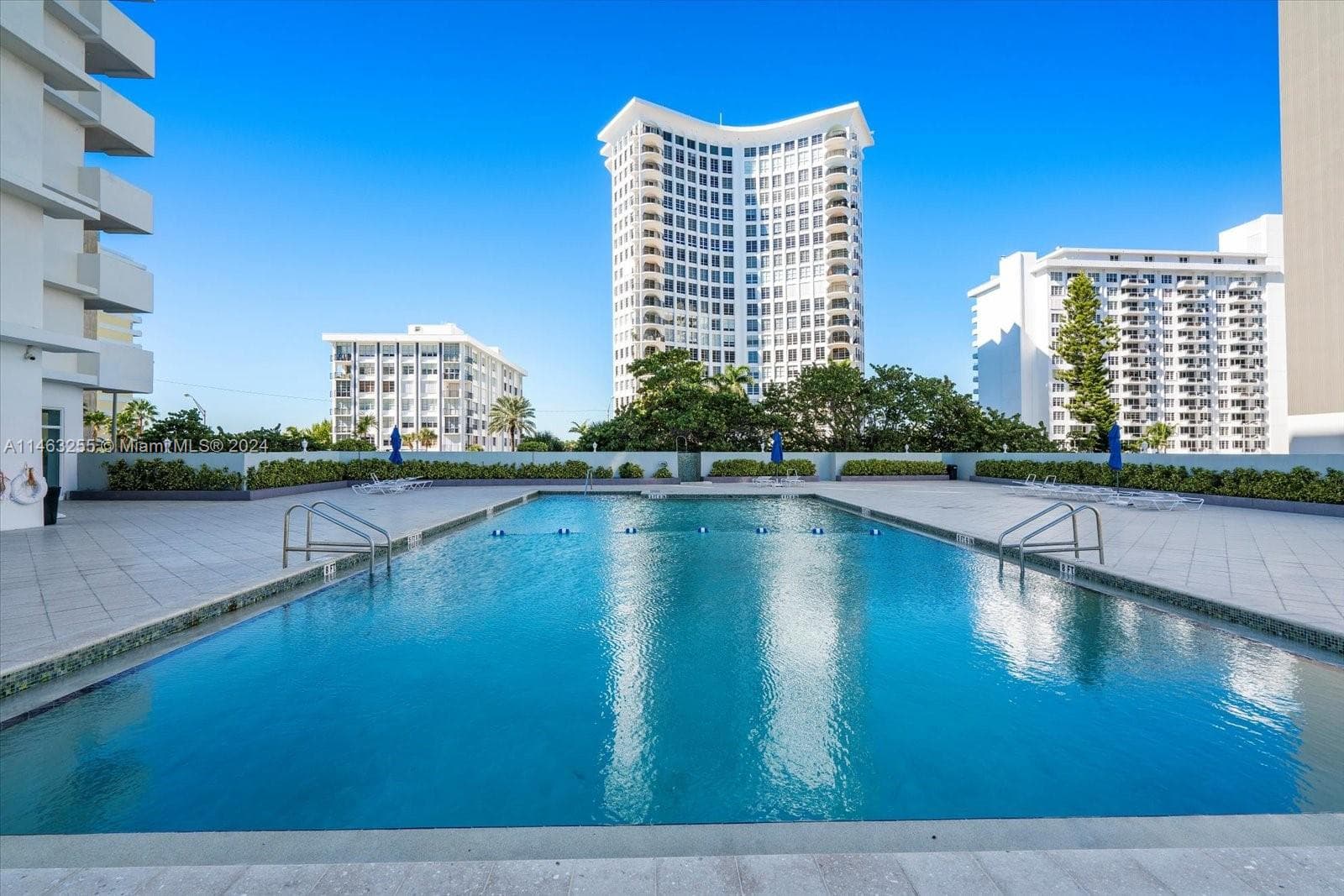 A11463255 — Miami Beach — 7